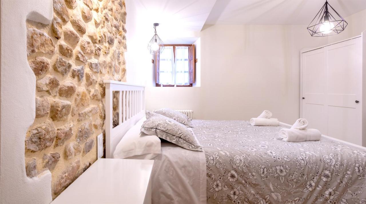 Apartamentos Los Edules Treceño Exteriör bild